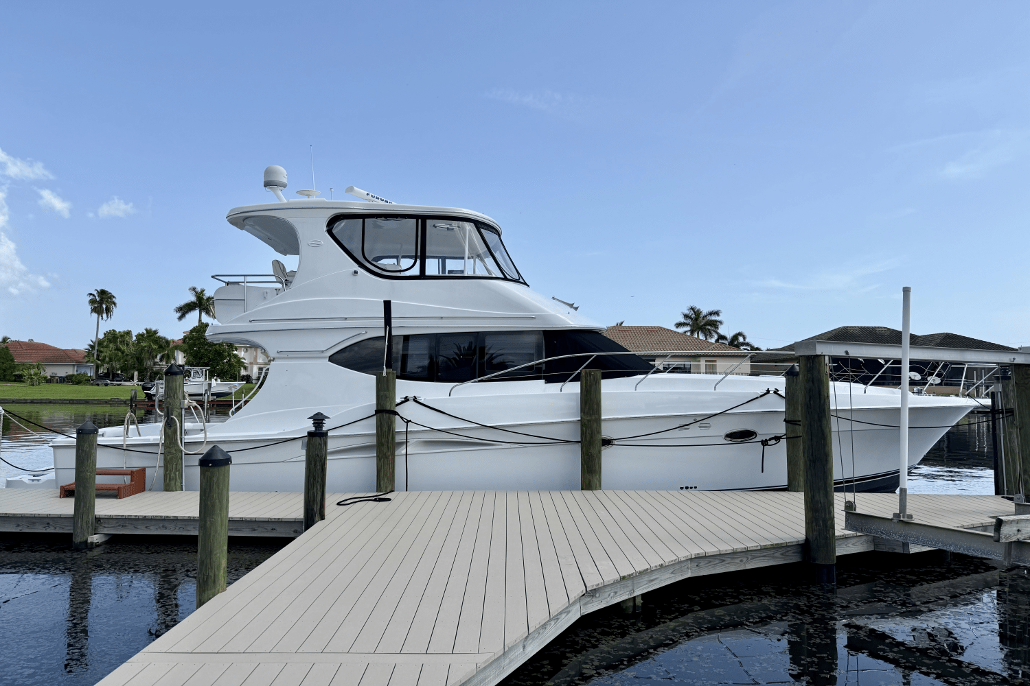 Slide: The Image of Silverton 50 CONVERTIBLE 2006 - 5