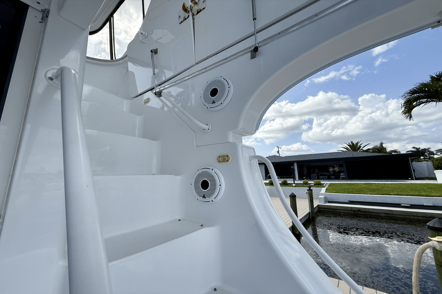 Slide: The Image of Silverton 50 CONVERTIBLE 2006 - 50