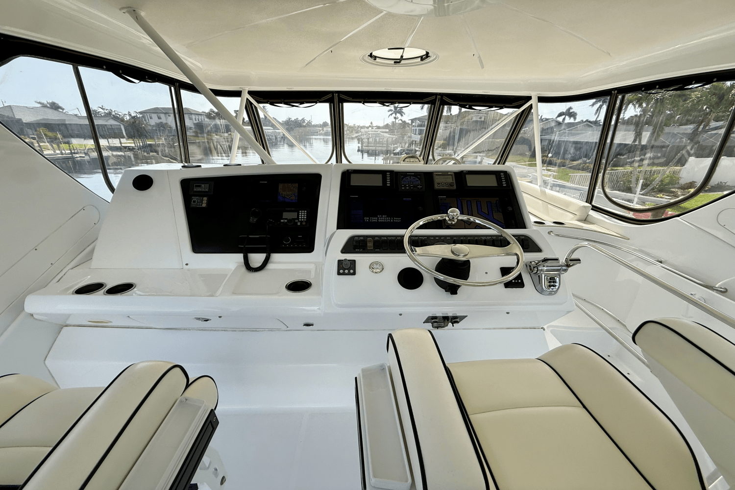 Slide: The Image of Silverton 50 CONVERTIBLE 2006 - 55