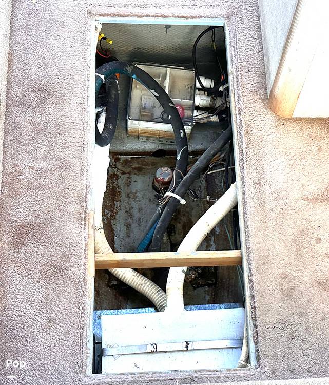 Slide: The Image of Silverton Convertible 34 1990 - 14662359