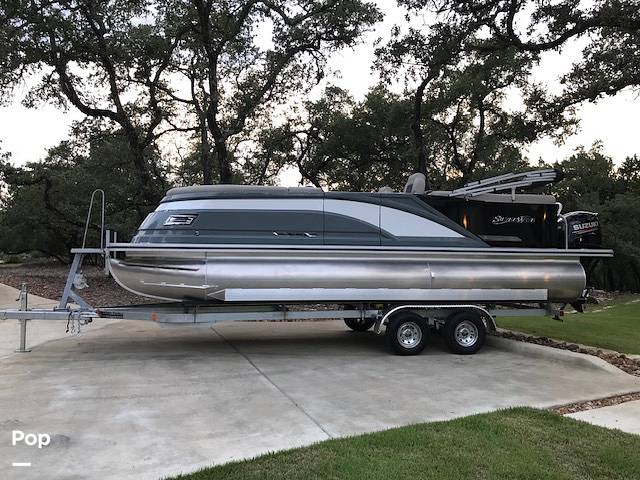 Slide: The Image of Silver Wave 2410 SW5 CLS 2021 - 15359823