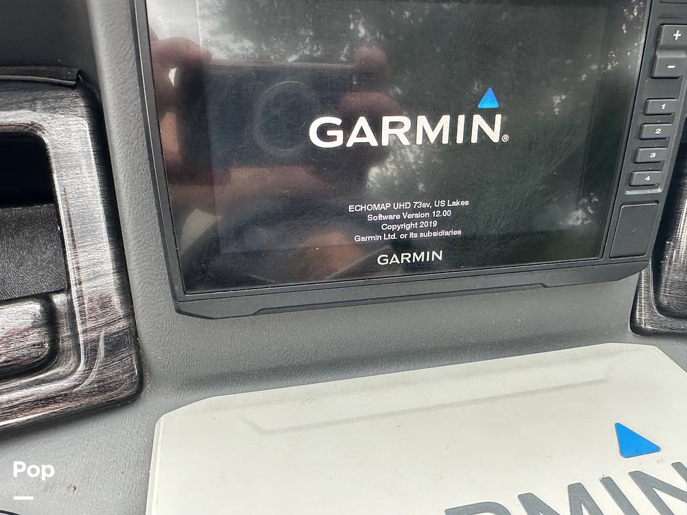 Slide: The Image of Silver Wave 2410 SW5 CLS 2021 - 15392324