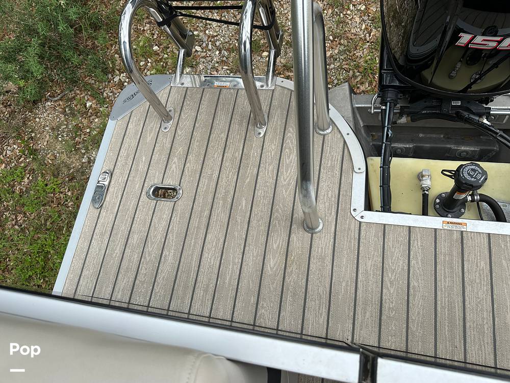 Slide: The Image of Silver Wave 2410 SW5 CLS 2021 - 15392350