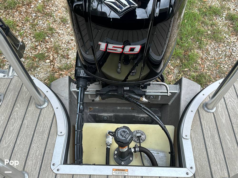 Slide: The Image of Silver Wave 2410 SW5 CLS 2021 - 15392352