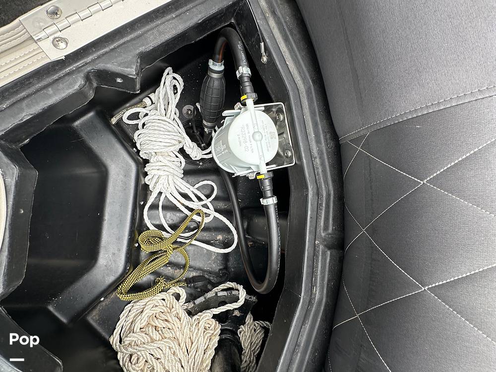 Slide: The Image of Silver Wave 2410 SW5 CLS 2021 - 15392358