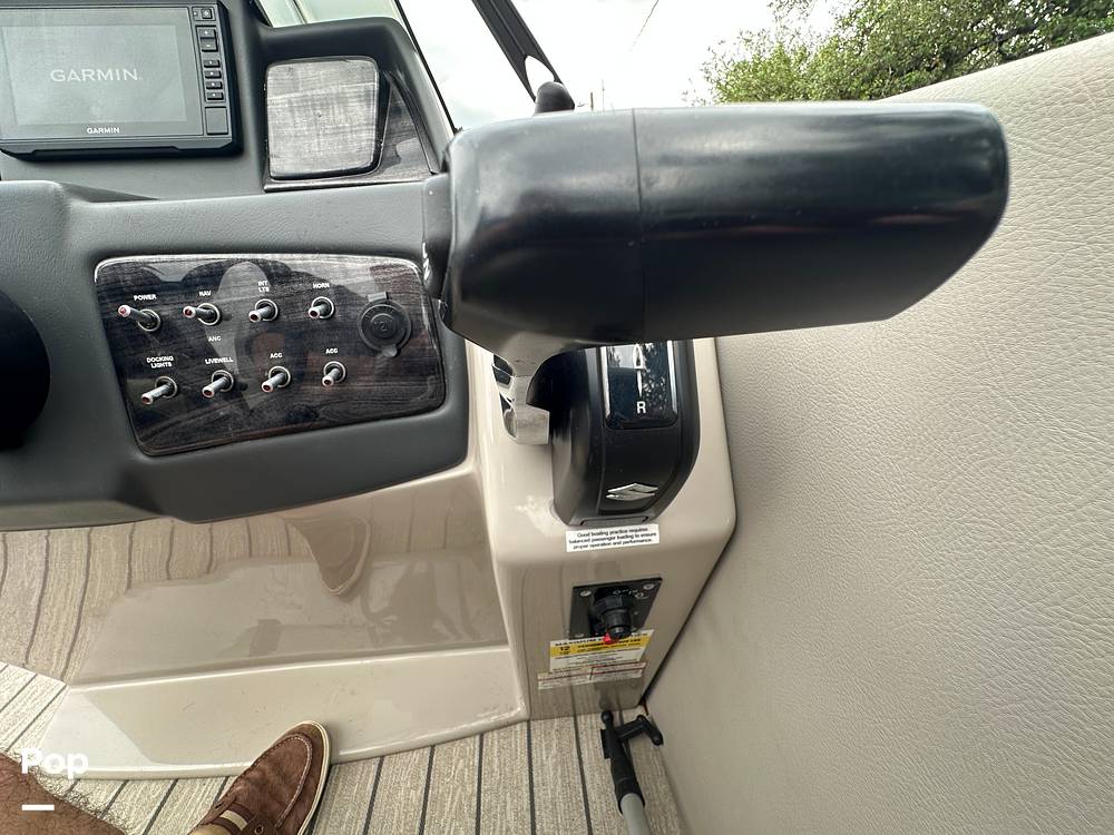 Slide: The Image of Silver Wave 2410 SW5 CLS 2021 - 15392366