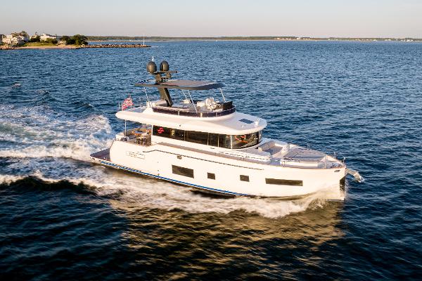 Slide: The Image of Sirena 58 Flybridge 2022 - 0