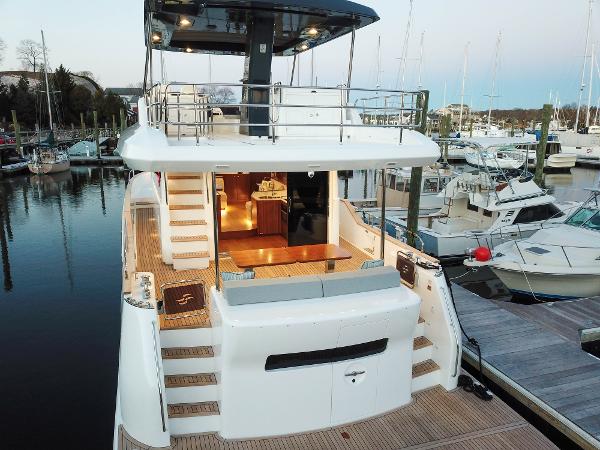 Slide: The Image of Sirena 58 Flybridge 2022 - 2