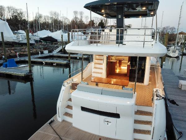 Slide: The Image of Sirena 58 Flybridge 2022 - 3