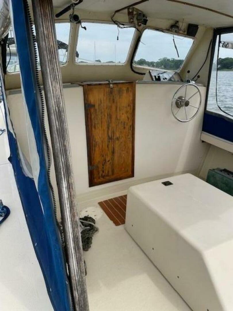 Slide: The Image of Sisu 26 1982 - 4275396