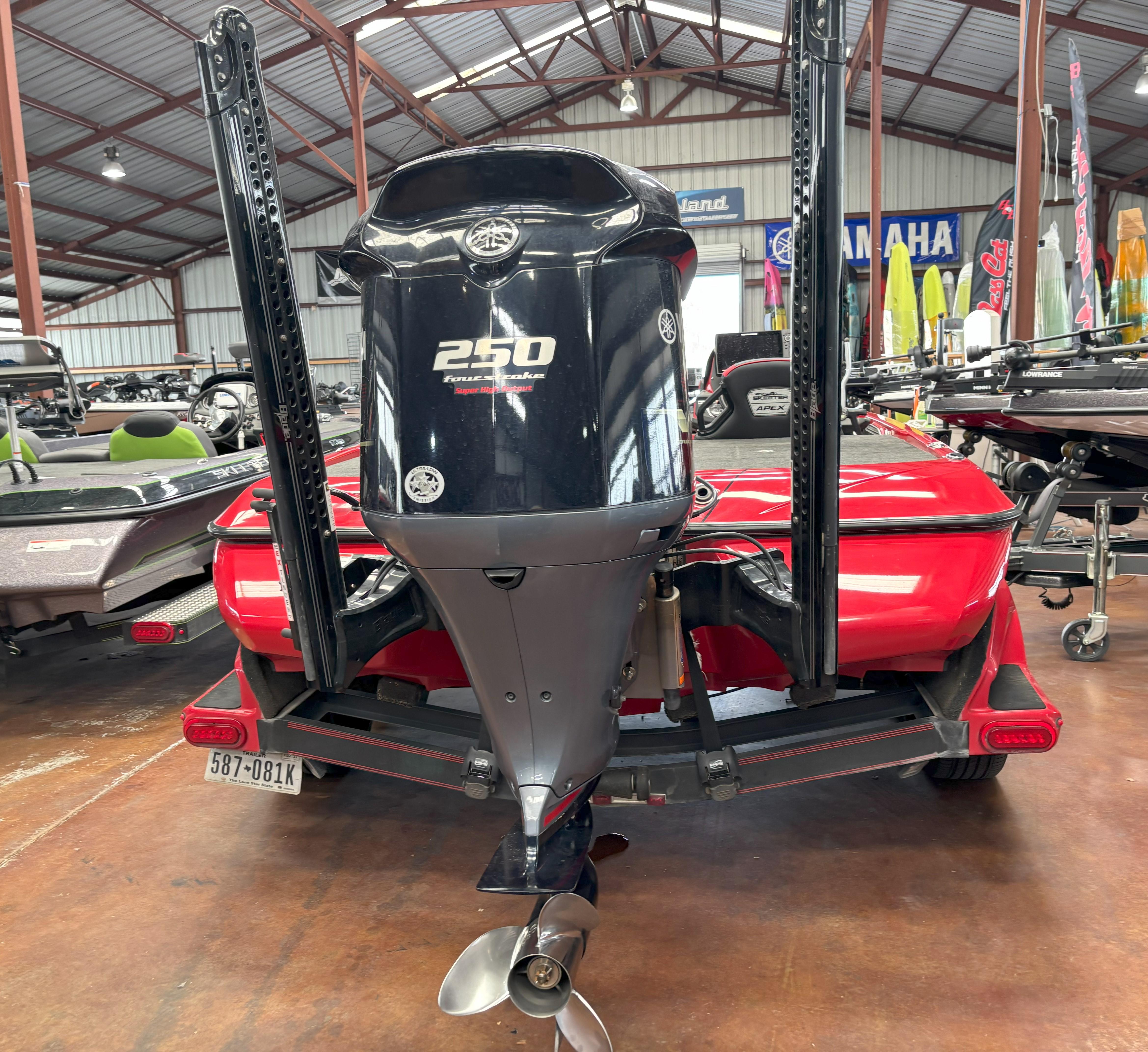 Slide: The Image of 2020 Skeeter FXR20 Apex boat with Yamaha 250 engine in showroom. - 21