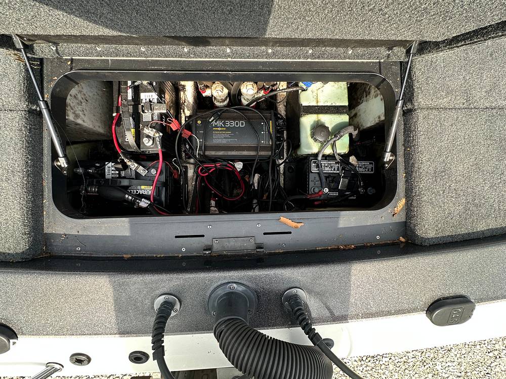 Slide: The Image of Skeeter ZX190 2012 - 13