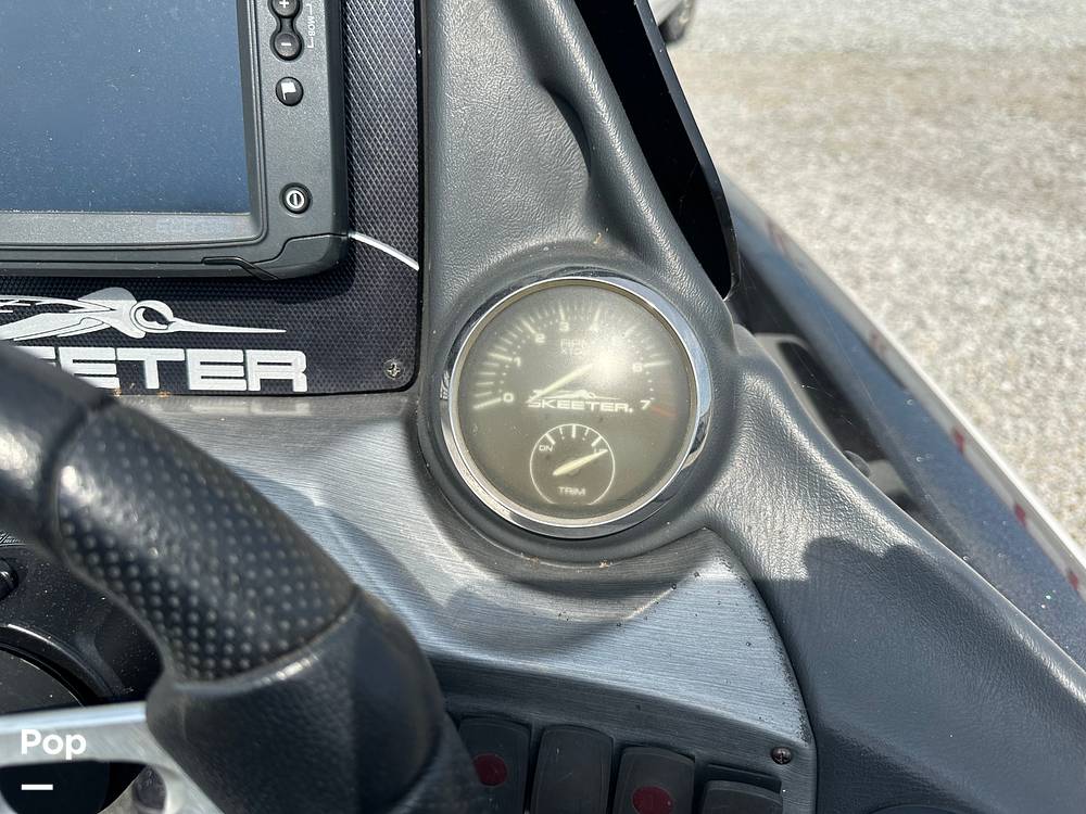 Slide: The Image of Skeeter ZX190 2012 - 35