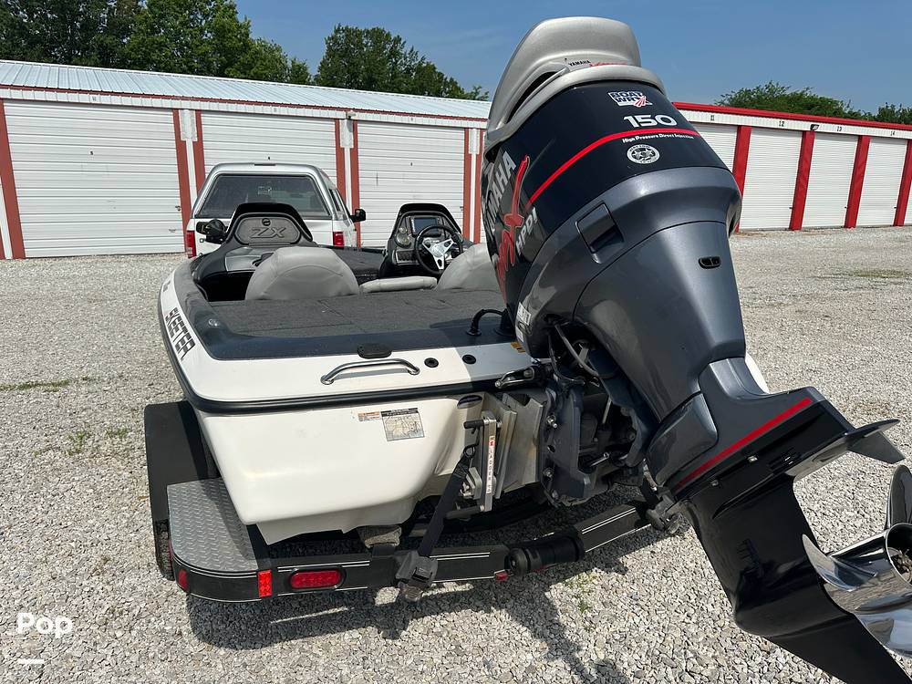 Slide: The Image of Skeeter ZX190 2012 - 48