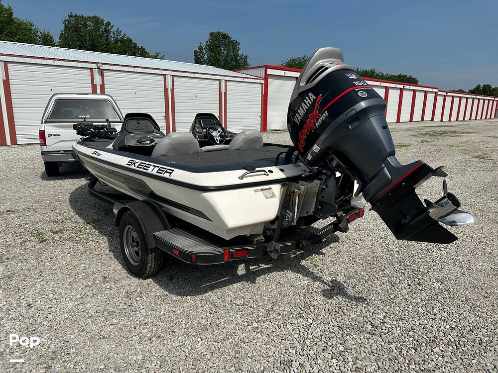 Slide: The Image of Skeeter ZX190 2012 - 5