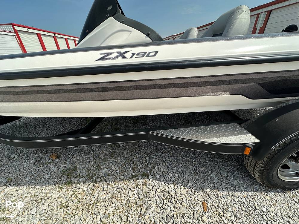 Slide: The Image of Skeeter ZX190 2012 - 59