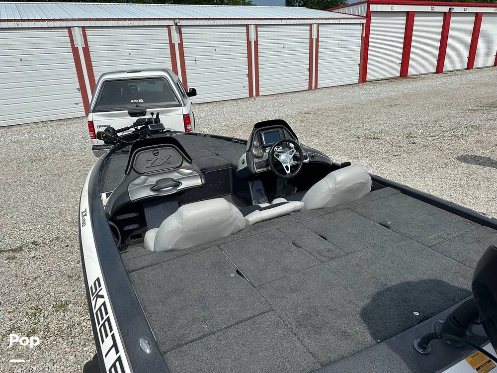 Slide: The Image of Skeeter ZX190 2012 - 88
