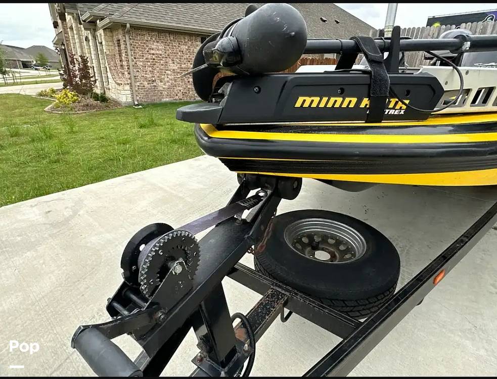 Slide: The Image of Skeeter ZX200 2006 - 16
