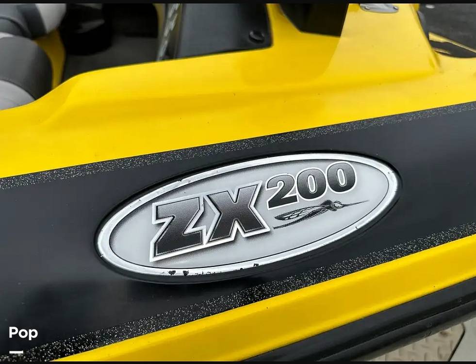 Slide: The Image of Skeeter ZX200 2006 - 20