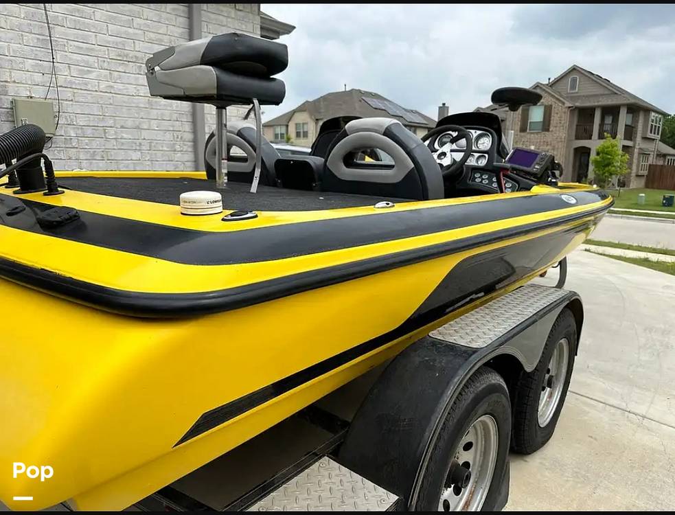 Slide: The Image of Skeeter ZX200 2006 - 6