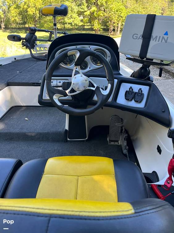 Slide: The Image of Skeeter ZX200 2009 - 15285383