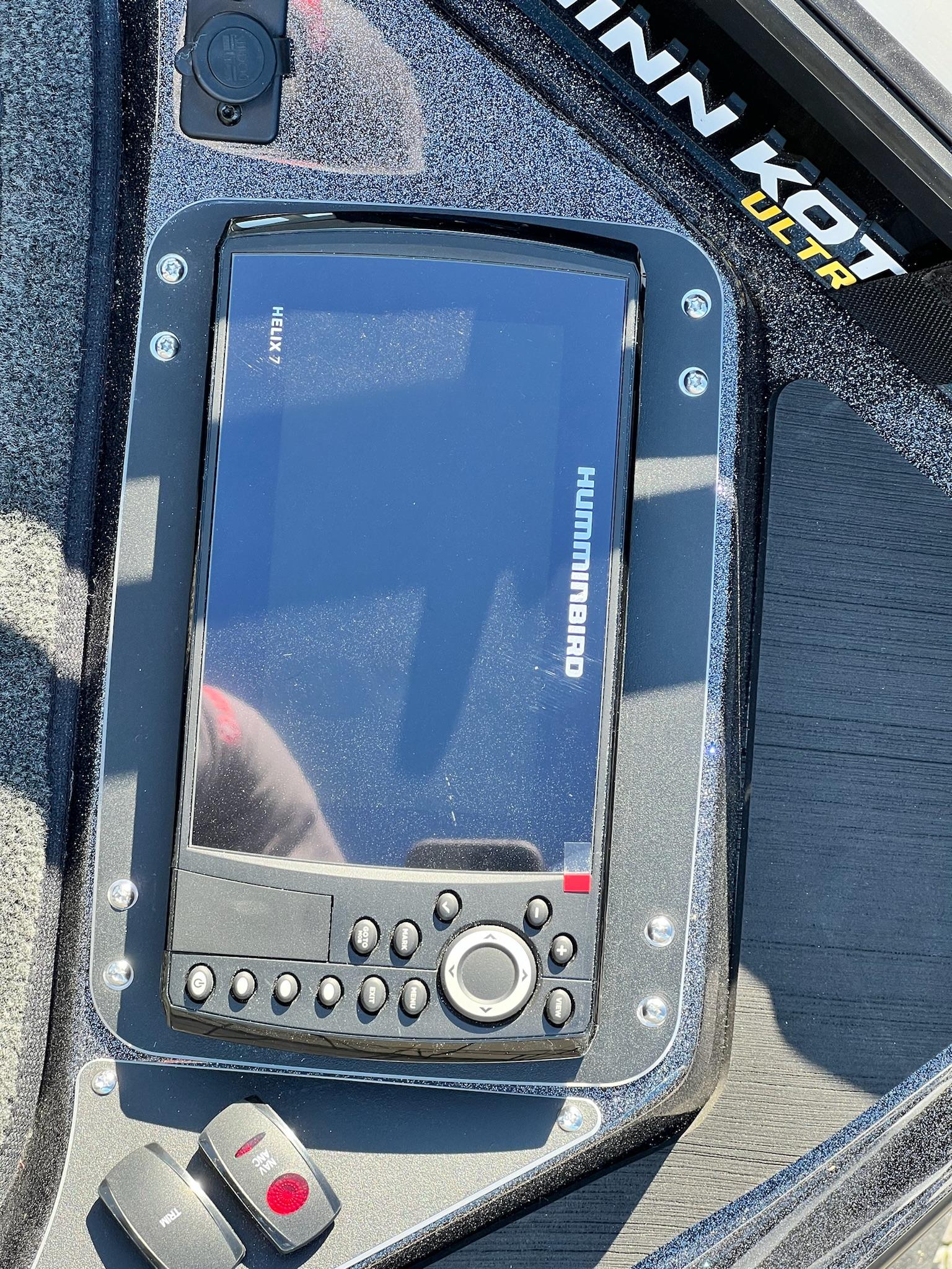 Slide: The Image of Skeeter ZX200 2025 - 26