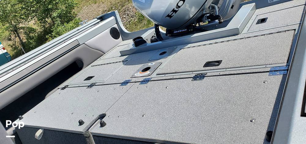 Slide: The Image of Smoker Craft 182 Pro Angler XL 2021 - 12642135