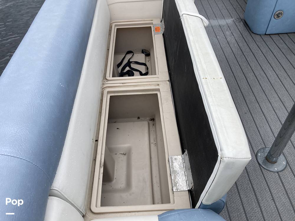 Slide: The Image of Smoker Craft 25 Fisher 2009 - 13948242
