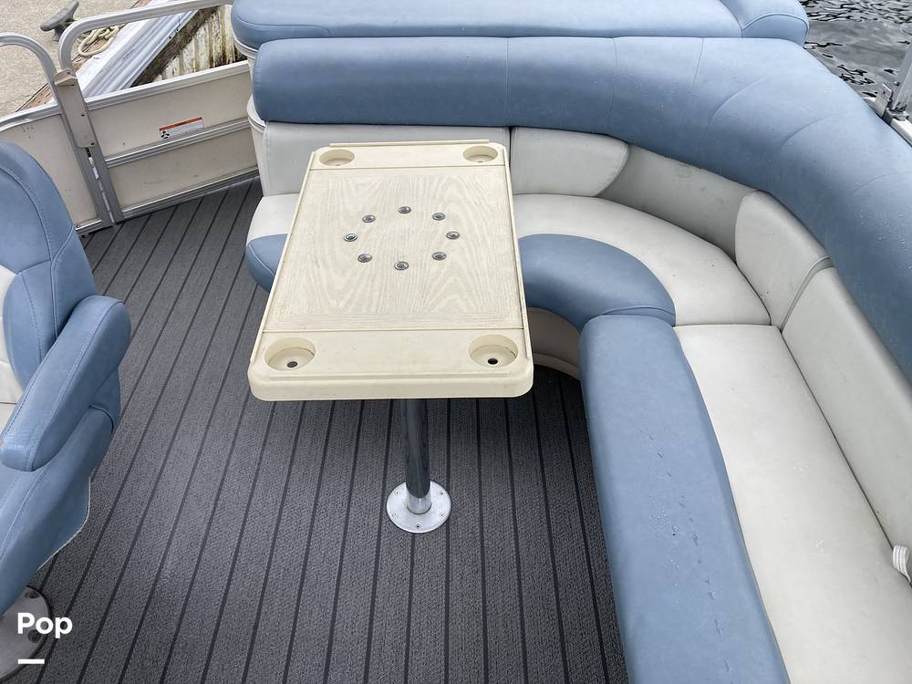 Slide: The Image of Smoker Craft 25 Fisher 2009 - 13948250