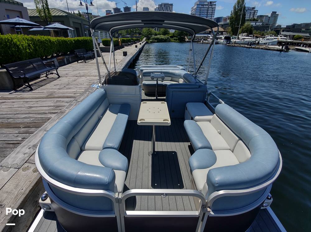 Slide: The Image of Smoker Craft 25 Fisher 2009 - 13812624