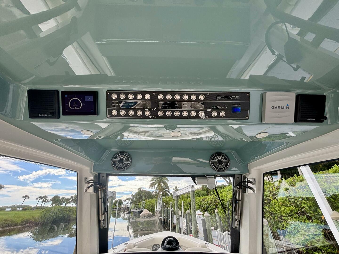 Slide: The Image of Solace Center Console 2020 - 4922287