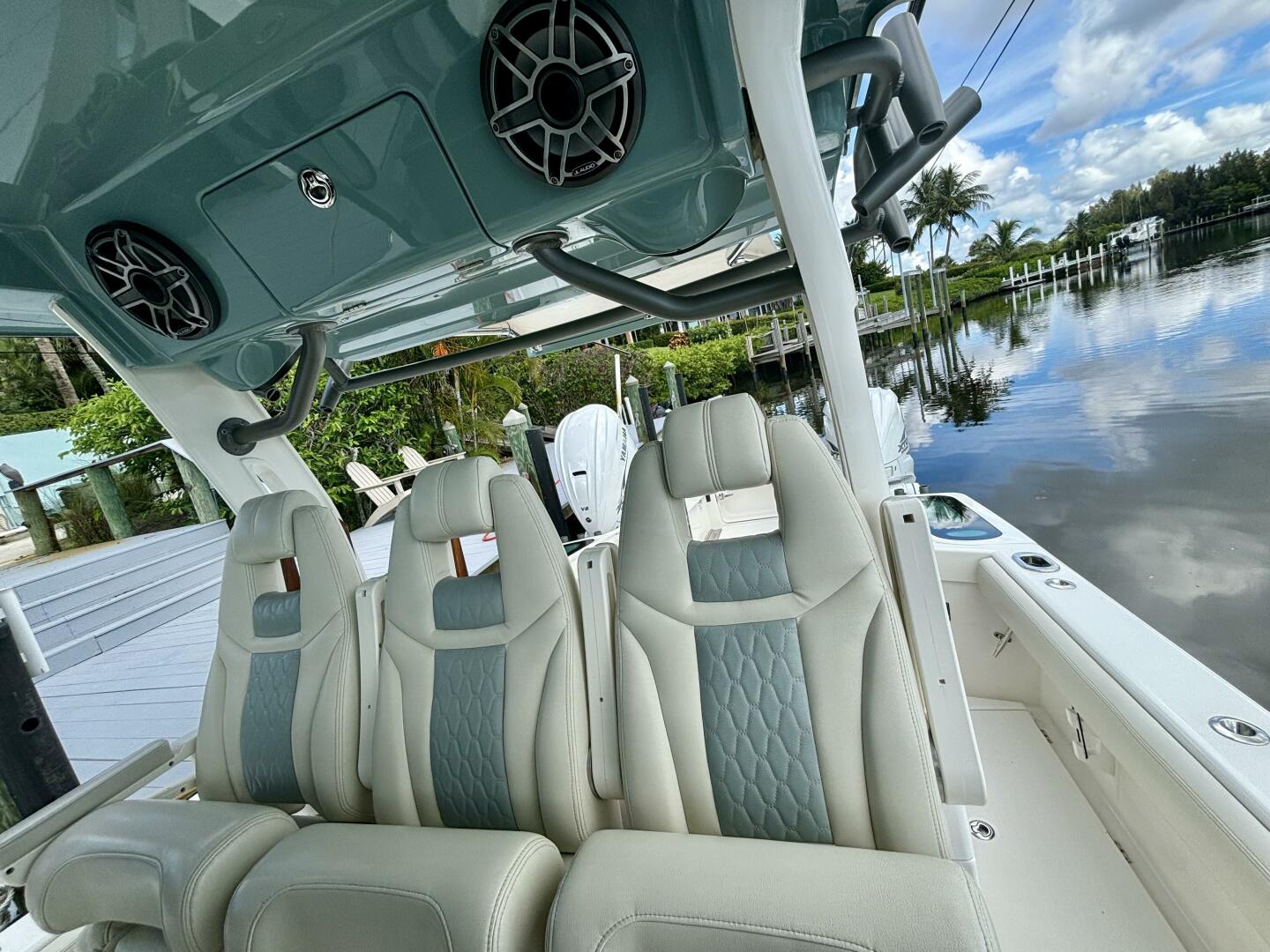 Slide: The Image of Solace Center Console 2020 - 4922288