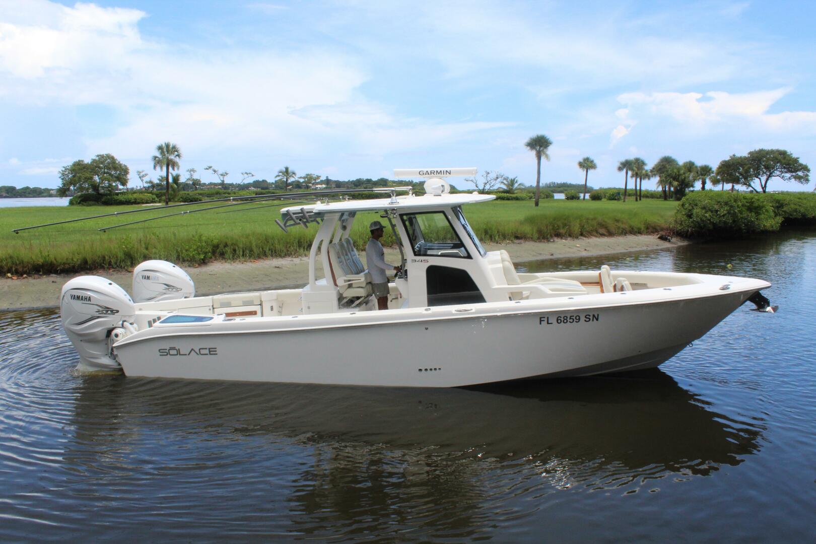 Slide: The Image of Solace Center Console 2020 - 4922309