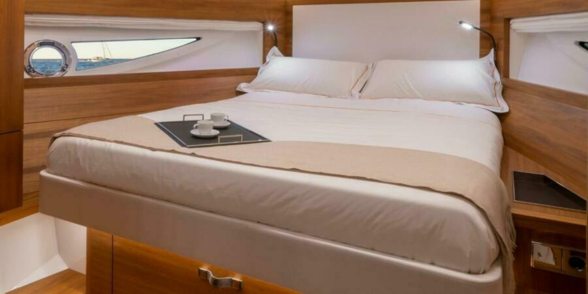 Slide: The Image of Solaris 48 Lobster 2025 - 5163145