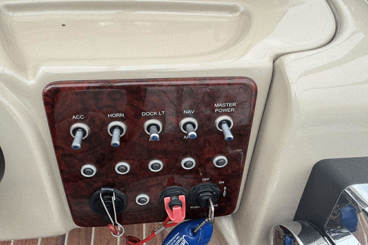 Slide: The Image of South Bay 522SL 2012 - 11