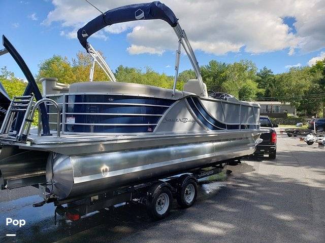 Slide: The Image of South Bay 523E 3.0 2020 - 15384139