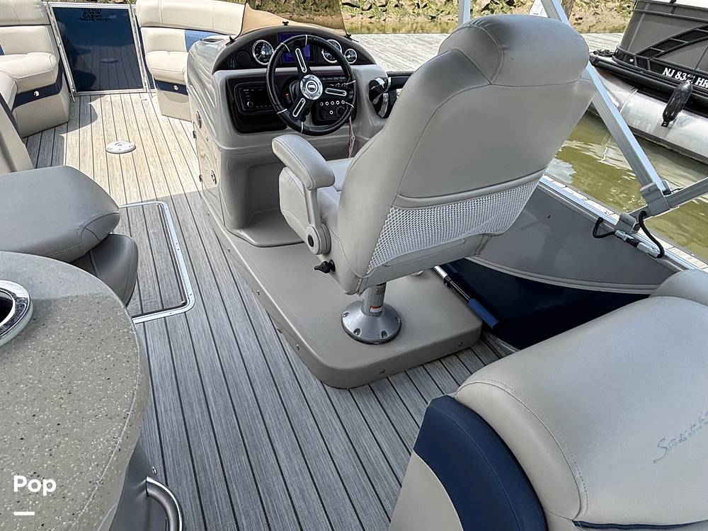 Slide: The Image of South Bay 523E 3.0 2020 - 15428311