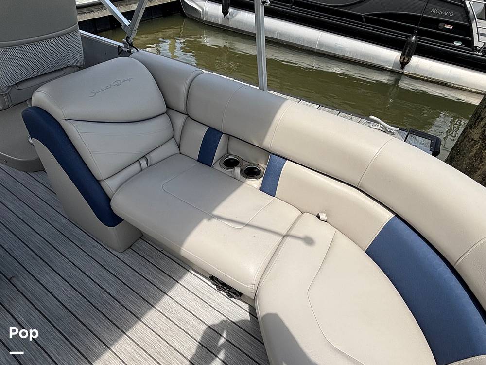 Slide: The Image of South Bay 523E 3.0 2020 - 15428312