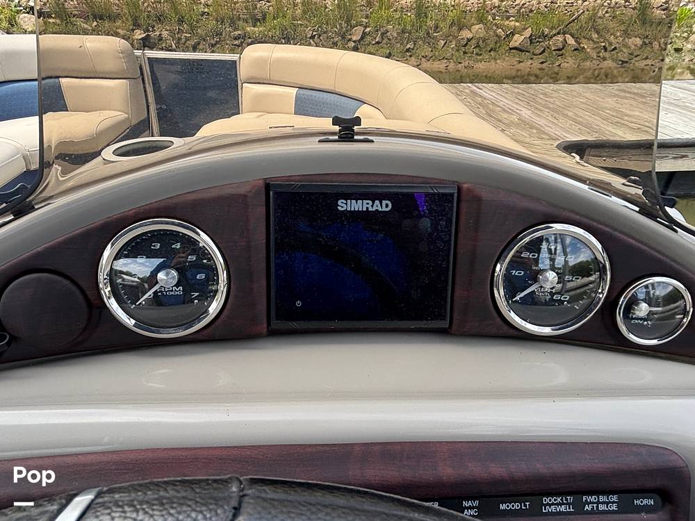 Slide: The Image of South Bay 523E 3.0 2020 - 15428325