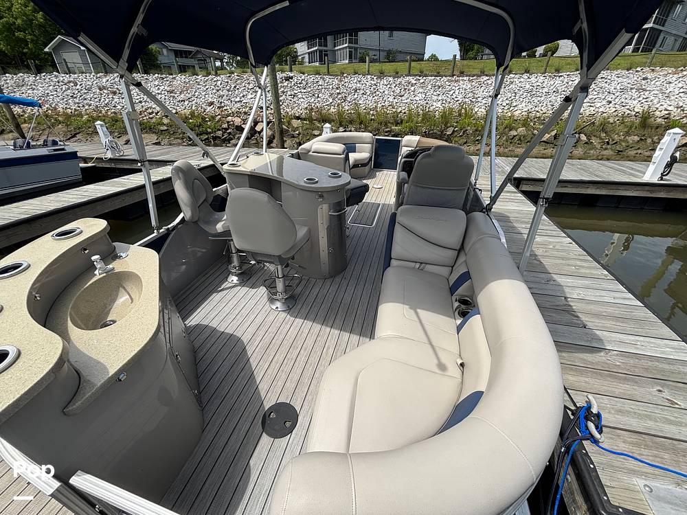 Slide: The Image of South Bay 523E 3.0 2020 - 15428333