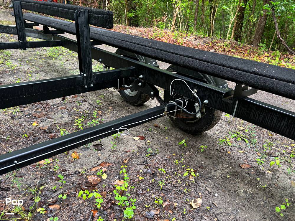 Slide: The Image of South Bay 523E 3.0 2020 - 15447126