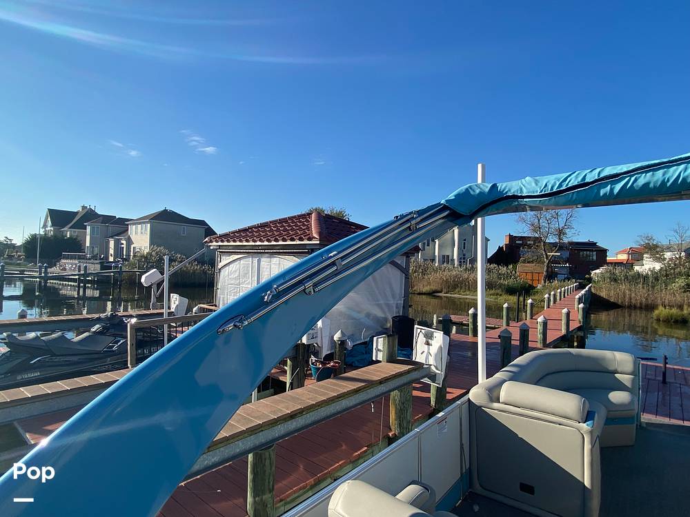 Slide: The Image of South Bay 525 RS Arch 2018 - 13323043