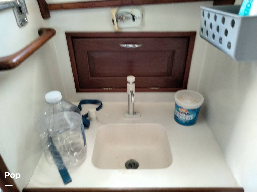 Slide: The Image of Bathroom Sink - 15425066