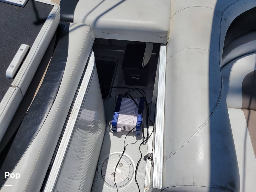 Slide: The Image of Southwind 229L Hybrid 2012 - 15446968