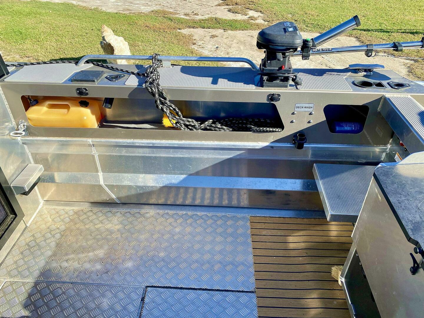 Slide: The Image of Stabi-Craft 2500 Ultracab XL 2019 - 4866057