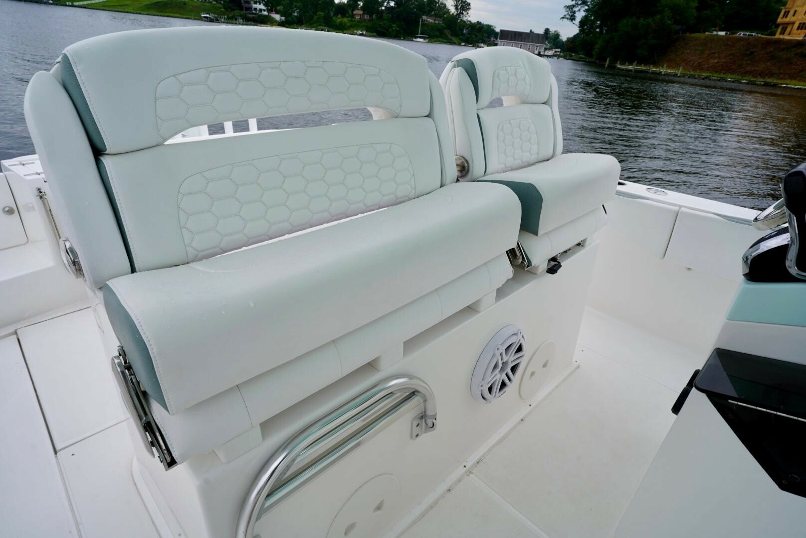 Slide: The Image of Dealer Demo Power Power Boat for sale 2022 STAMAS AVENTURA 33T - STAMAS AVENTURA 33T - 5322591