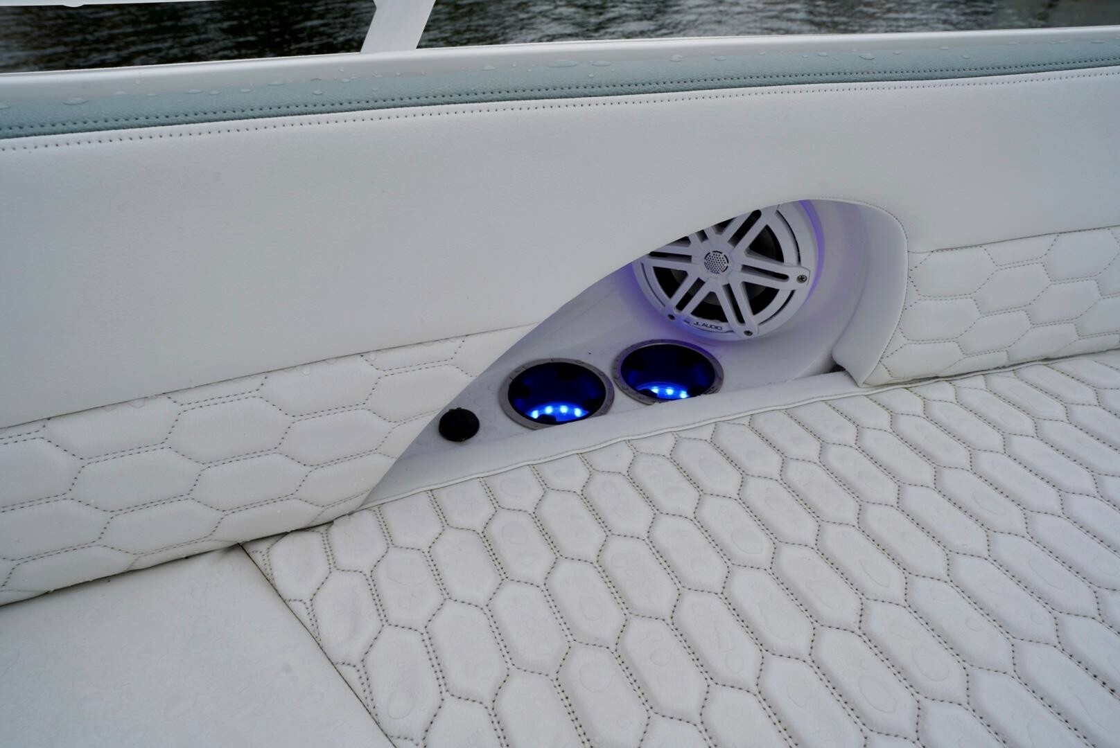 Slide: The Image of Dealer Demo Power Power Boat for sale 2022 STAMAS AVENTURA 33T - STAMAS AVENTURA 33T - 5322598