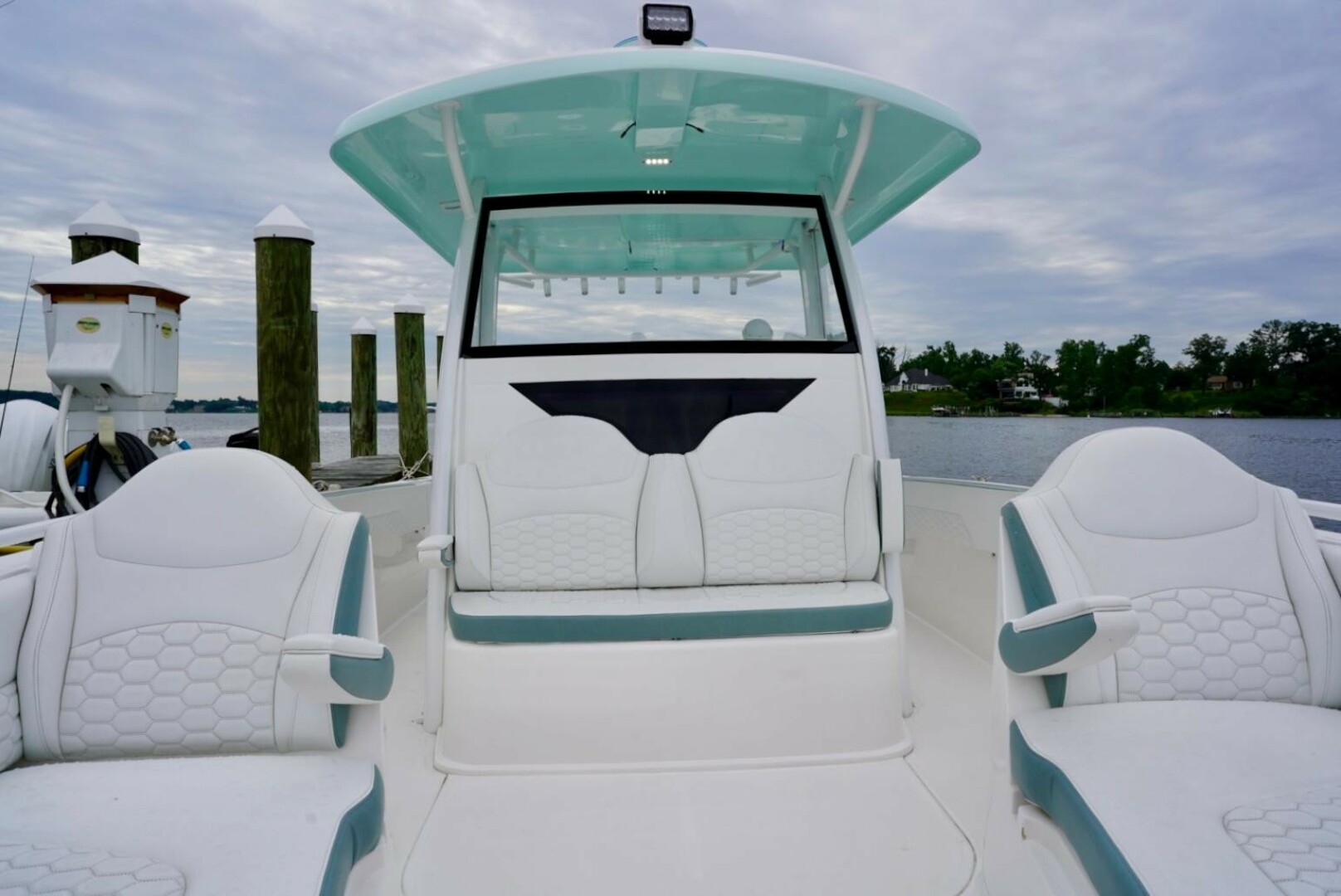 Slide: The Image of Dealer Demo Power Power Boat for sale 2022 STAMAS AVENTURA 33T - STAMAS AVENTURA 33T - 5322614