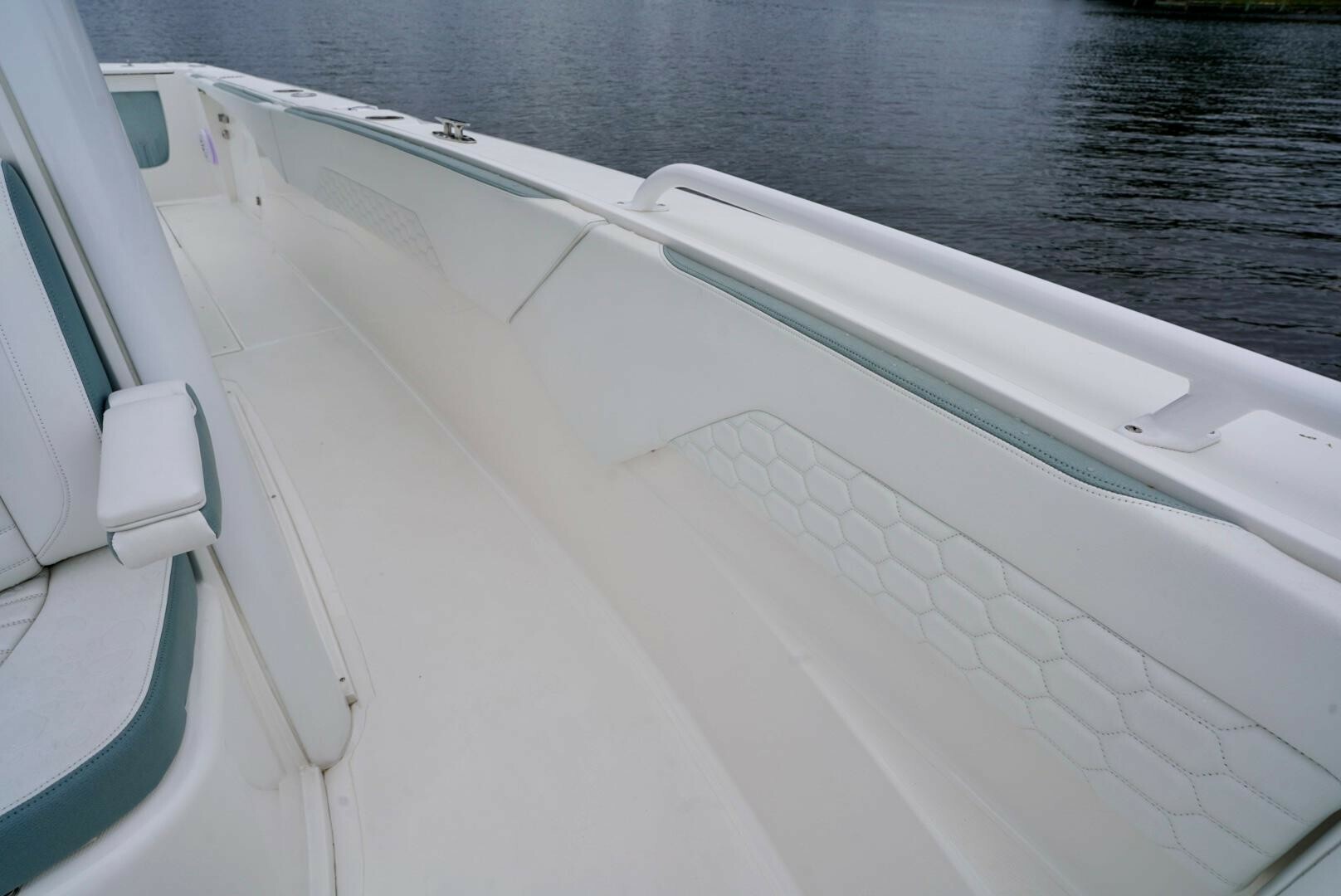 Slide: The Image of Dealer Demo Power Power Boat for sale 2022 STAMAS AVENTURA 33T - STAMAS AVENTURA 33T - 5322615