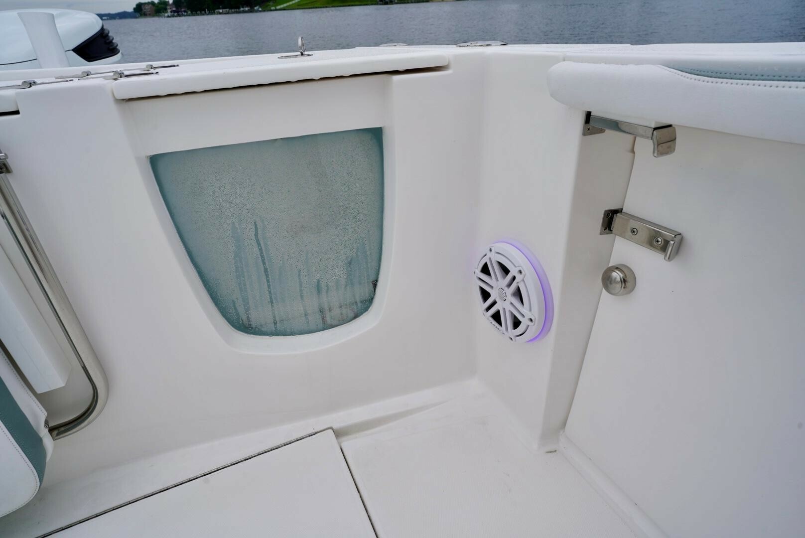 Slide: The Image of Dealer Demo Power Power Boat for sale 2022 STAMAS AVENTURA 33T - STAMAS AVENTURA 33T - 5322622